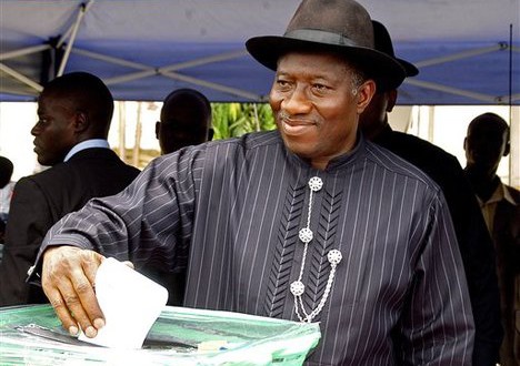 Pres. Goodluck Jonathan casts vote